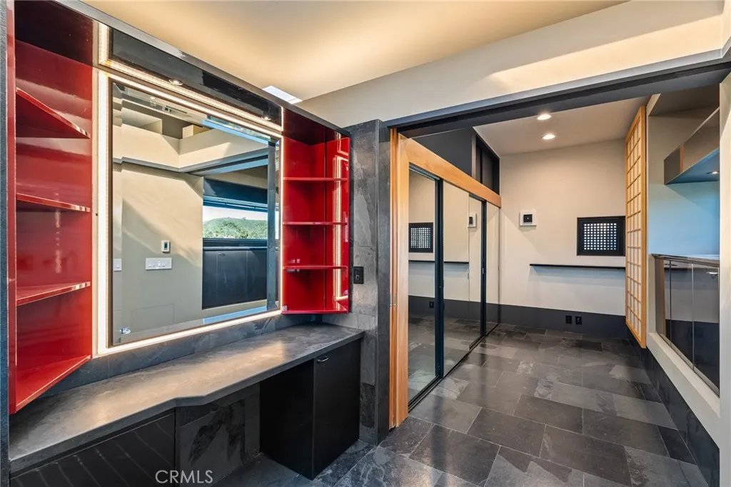 6907 Treasure Trail, Hollywood Hills, California 90068 home-pic-31